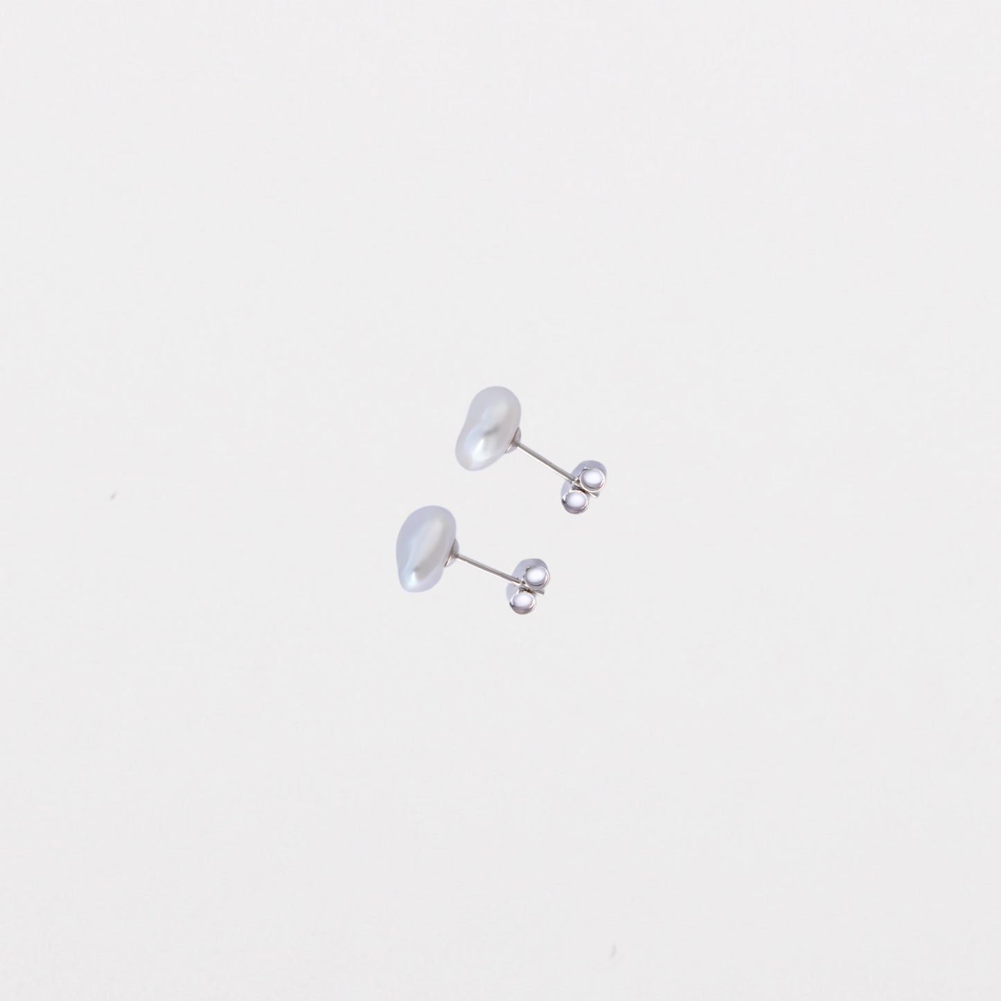 Raw Pearl Studs